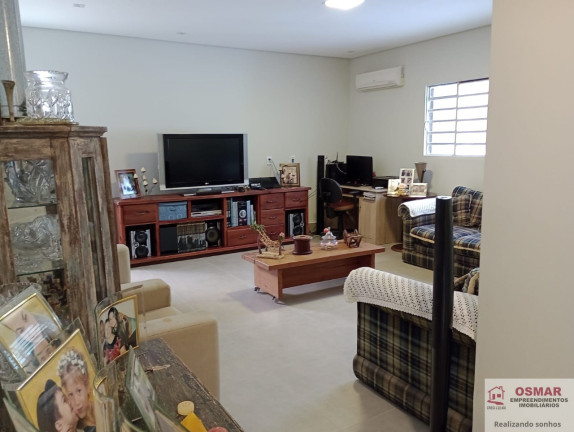 Imagem Imóvel com 3 Quartos à Venda, 372 m² em Centro - Engenheiro Coelho Imagem Imóvel com 3 Quartos à Venda, 372 m² em Centro - Engenheiro Coelho