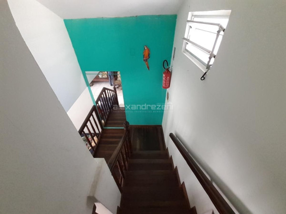 Imagem Sobrado com 3 Quartos para Temporada, em Bombas - Bombinhas Imagem Sobrado com 3 Quartos para Temporada, em Bombas - Bombinhas