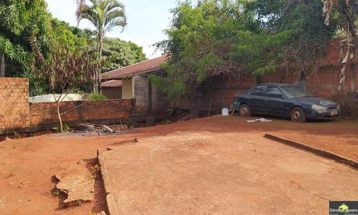 Imagem Casa com 3 Quartos à Venda, 80 m² em Califórnia - Londrina