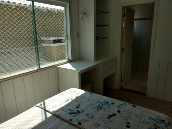 Imagem Casa com 4 Quartos para Temporada, em Mariscal - Bombinhas Imagem Casa com 4 Quartos para Temporada, em Mariscal - Bombinhas
