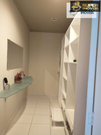 Imagem Casa com 4 Quartos à Venda, 2.000 m² em Laranjal - Pelotas