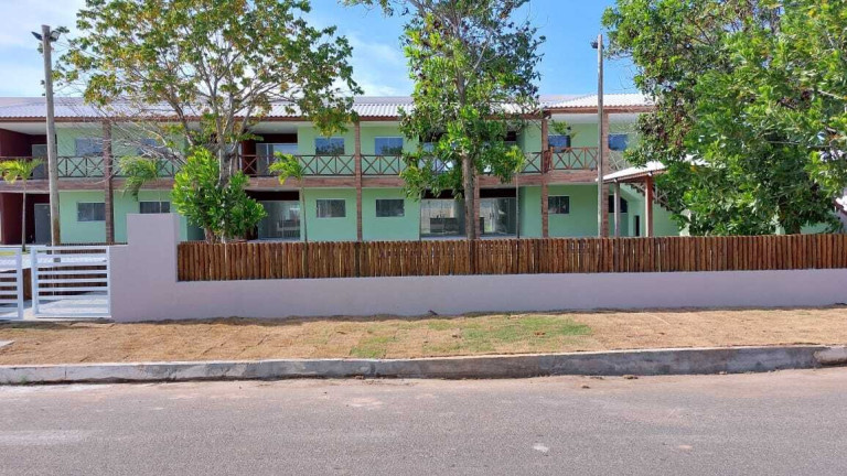 Imagem Casa de Condomínio com 2 Quartos à Venda, 70 m² em Barra Do Jacuípe (monte Gordo) - Camaçari Imagem Casa de Condomínio com 2 Quartos à Venda, 70 m² em Barra Do Jacuípe (monte Gordo) - Camaçari