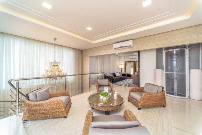 Imagem Cobertura com 6 Quartos à Venda, 740 m² em Barra Sul - Balneário Camboriú Imagem Cobertura com 6 Quartos à Venda, 740 m² em Barra Sul - Balneário Camboriú