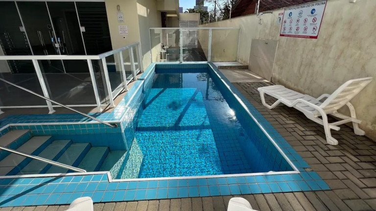 Imagem Apartamento com 2 Quartos para Alugar,  em Canasvieiras - Florianópolis