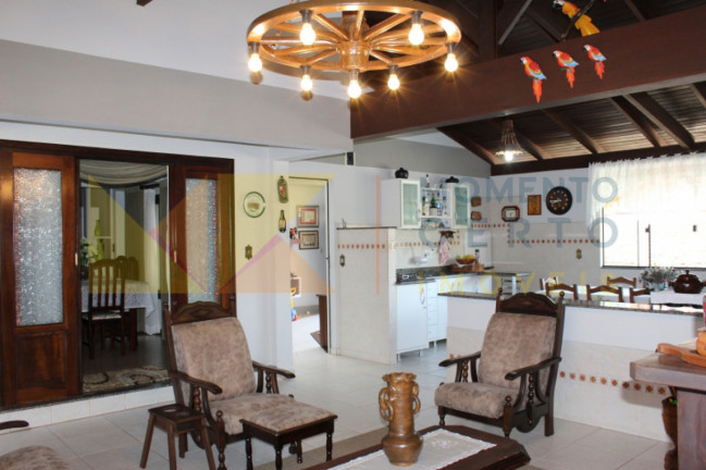 Imagem Casa com 5 Quartos à Venda, 350 m² em água Verde - Blumenau