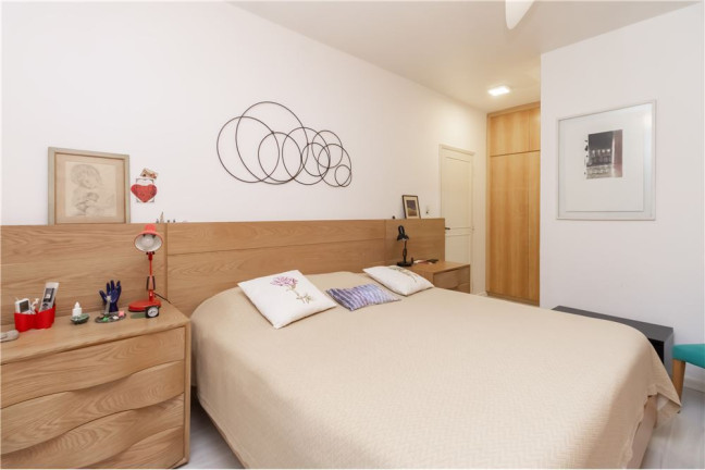 Imagem Casa com 3 Quartos à Venda, 300 m² em Morumbi - São Paulo Imagem Casa com 3 Quartos à Venda, 300 m² em Morumbi - São Paulo