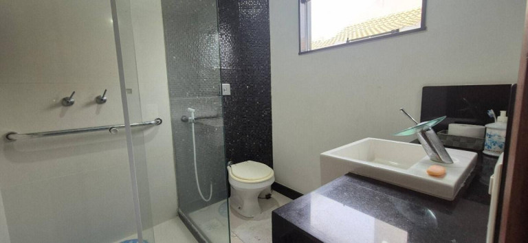 Imagem Casa de Condomínio com 5 Quartos à Venda, 412 m² em Barra Da Tijuca - Rio De Janeiro Imagem Casa de Condomínio com 5 Quartos à Venda, 412 m² em Barra Da Tijuca - Rio De Janeiro