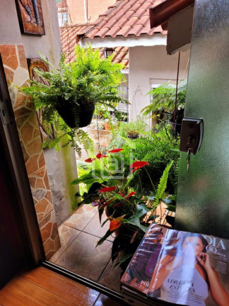Imagem Casa com 3 Quartos à Venda, 170 m² em Vila Nova - Poços De Caldas Imagem Casa com 3 Quartos à Venda, 170 m² em Vila Nova - Poços De Caldas