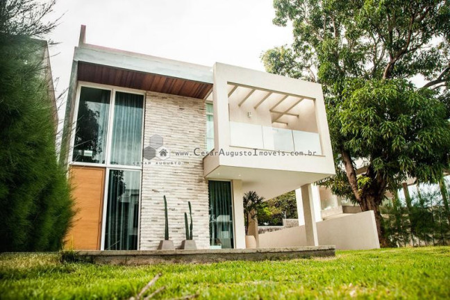 Imagem Casa com 3 Quartos à Venda, 229 m² em Sapiranga - Fortaleza Imagem Casa com 3 Quartos à Venda, 229 m² em Sapiranga - Fortaleza