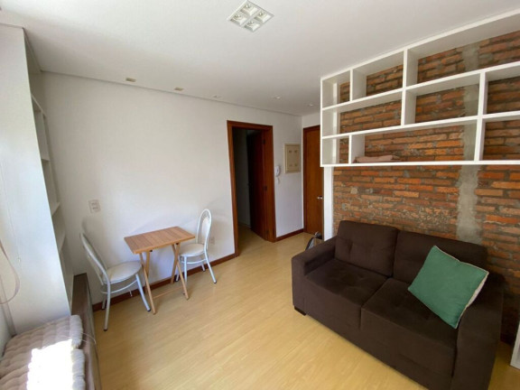 Imagem Imóvel com 1 Quarto à Venda, em Rio Branco - Porto Alegre Imagem Imóvel com 1 Quarto à Venda, em Rio Branco - Porto Alegre