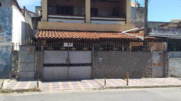 Casa com 3 Quartos à Venda, 116 m² em Gradim - Sao Goncalo