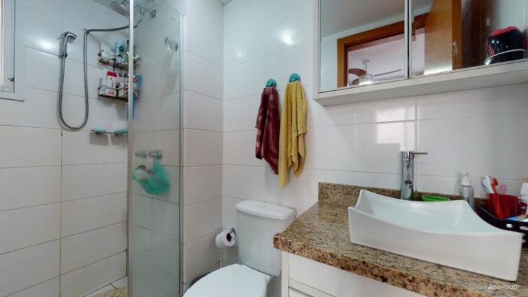 Imagem Imóvel com 3 Quartos à Venda, 71 m² em Cavalhada - Porto Alegre Imagem Imóvel com 3 Quartos à Venda, 71 m² em Cavalhada - Porto Alegre