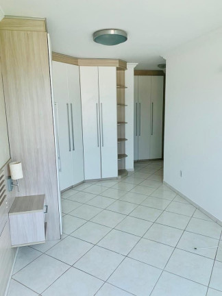 Imagem Sobrado com 3 Quartos à Venda, 185 m² em Ariribá - Balneário Camboriú Imagem Sobrado com 3 Quartos à Venda, 185 m² em Ariribá - Balneário Camboriú