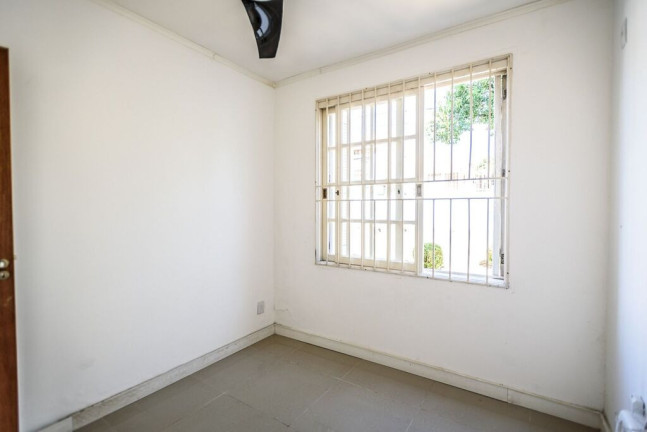 Imagem Casa com 4 Quartos à Venda, 225 m² em Tristeza - Porto Alegre Imagem Casa com 4 Quartos à Venda, 225 m² em Tristeza - Porto Alegre