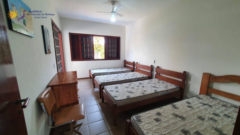 Imagem Casa com 3 Quartos à Venda, 182 m² em Indaiá - Bertioga Imagem Casa com 3 Quartos à Venda, 182 m² em Indaiá - Bertioga