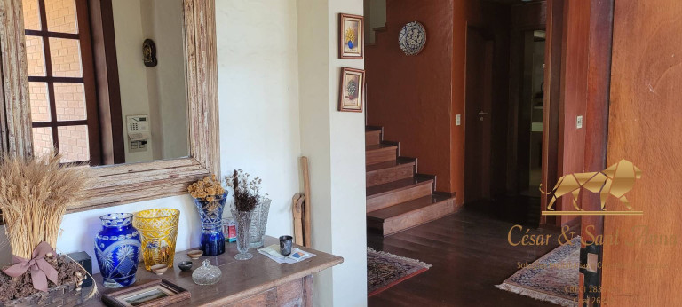 Imagem Casa com 4 Quartos à Venda, 500 m² em Campos Do Jordão Imagem Casa com 4 Quartos à Venda, 500 m² em Campos Do Jordão