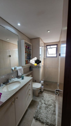 Imagem Apartamento com 3 Quartos à Venda, 206 m² em Menino Deus - Porto Alegre Imagem Apartamento com 3 Quartos à Venda, 206 m² em Menino Deus - Porto Alegre