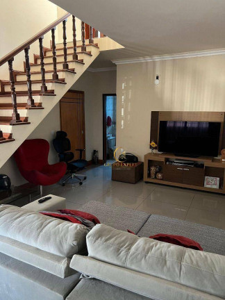 Imagem Sobrado com 3 Quartos para Alugar, 140 m² em Bosque Dos Eucaliptos - São José Dos Campos Imagem Sobrado com 3 Quartos para Alugar, 140 m² em Bosque Dos Eucaliptos - São José Dos Campos