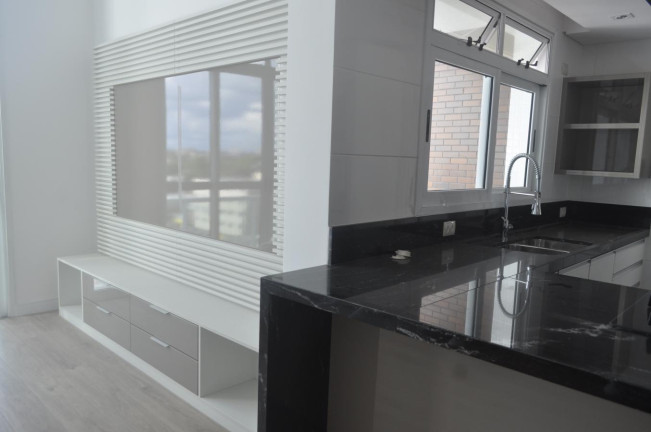 Imagem Apartamento com 2 Quartos à Venda, 130 m² em água Verde - Curitiba