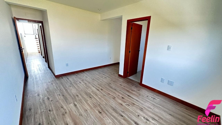 Imagem Casa com 3 Quartos à Venda, 163 m² em Campeche - Florianópolis Imagem Casa com 3 Quartos à Venda, 163 m² em Campeche - Florianópolis