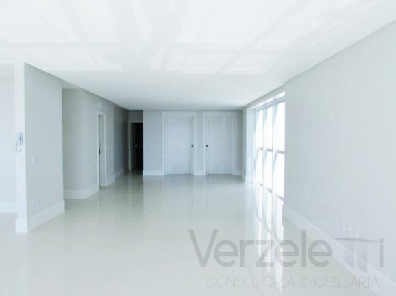 Imagem Apartamento com 4 Quartos à Venda, 237 m² em Centro - Balneário Camboriú Imagem Apartamento com 4 Quartos à Venda, 237 m² em Centro - Balneário Camboriú