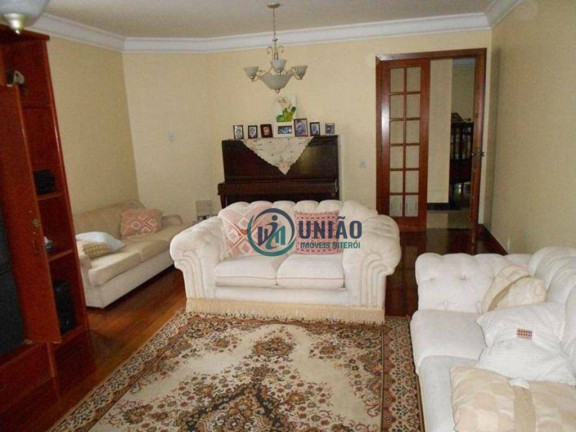 Imagem Casa com 4 Quartos à Venda, 341 m² em São Francisco - Niterói Imagem Casa com 4 Quartos à Venda, 341 m² em São Francisco - Niterói