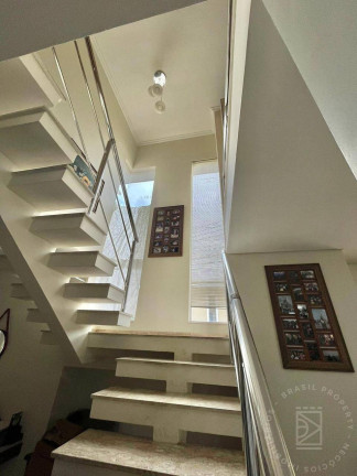 Imagem Casa com 3 Quartos à Venda, 240 m² em Loteamento Villa Branca - Jacareí Imagem Casa com 3 Quartos à Venda, 240 m² em Loteamento Villa Branca - Jacareí