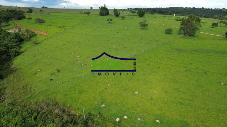 Imagem Chácara com 4 Quartos à Venda,  em Aragoiânia