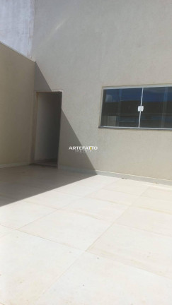 Imagem Casa com 2 Quartos à Venda, 70 m² Imagem Casa com 2 Quartos à Venda, 70 m²