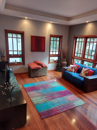 Imagem Casa com 3 Quartos à Venda, 379 m² em Vila Vianna - Cotia Imagem Casa com 3 Quartos à Venda, 379 m² em Vila Vianna - Cotia