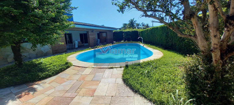Imagem Casa com 3 Quartos à Venda ou Locação, 500 m² em Jardim Virgínia - Guarujá Imagem Casa com 3 Quartos à Venda ou Locação, 500 m² em Jardim Virgínia - Guarujá