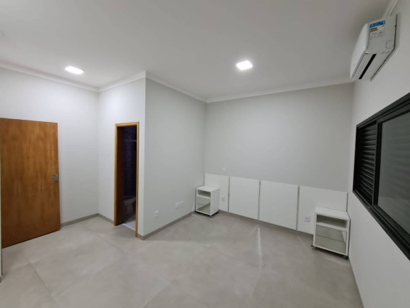 Imagem Casa com 3 Quartos à Venda, 300 m² em Bauru Imagem Casa com 3 Quartos à Venda, 300 m² em Bauru