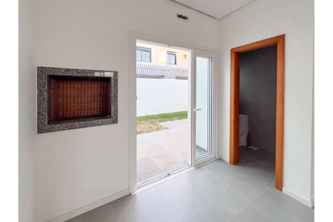 Imagem Casa com 3 Quartos à Venda, em Igara - Canoas Imagem Casa com 3 Quartos à Venda, em Igara - Canoas