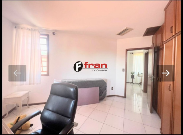 Imagem Casa com 4 Quartos à Venda, 297 m² em Córrego Grande - Florianópolis