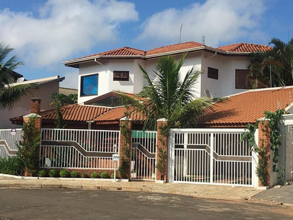 Imagem Casa com 3 Quartos à Venda, 200 m² em Green Village - Avaré
