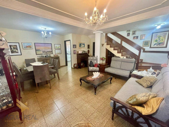 Imagem Sobrado com 4 Quartos à Venda, 204 m² em Chácara Cachoeira - Campo Grande Imagem Sobrado com 4 Quartos à Venda, 204 m² em Chácara Cachoeira - Campo Grande