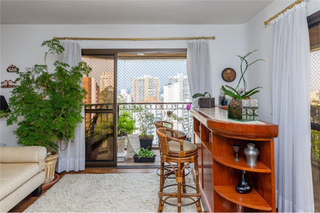 Imagem Imóvel com 4 Quartos à Venda, em Vila Andrade - São Paulo Imagem Imóvel com 4 Quartos à Venda, em Vila Andrade - São Paulo