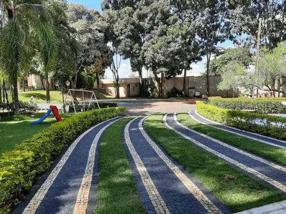 Imagem Sobrado com 6 Quartos à Venda, 503 m² em Condomínio Residencial Jardins Viena - Aparecida De Goiânia Imagem Sobrado com 6 Quartos à Venda, 503 m² em Condomínio Residencial Jardins Viena - Aparecida De Goiânia