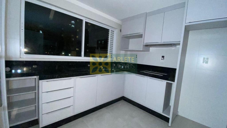 Imagem Apartamento com 2 Quartos à Venda, 65 m² em Balneário Perequê - Porto Belo Imagem Apartamento com 2 Quartos à Venda, 65 m² em Balneário Perequê - Porto Belo