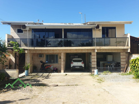 Imagem Casa com 5 Quartos à Venda, 240 m² em Centro - Balneário Barra Do Sul Imagem Casa com 5 Quartos à Venda, 240 m² em Centro - Balneário Barra Do Sul