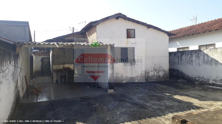 Imagem Casa com 4 Quartos à Venda, 150 m² em Parque Sao Luis - Taubaté Imagem Casa com 4 Quartos à Venda, 150 m² em Parque Sao Luis - Taubaté