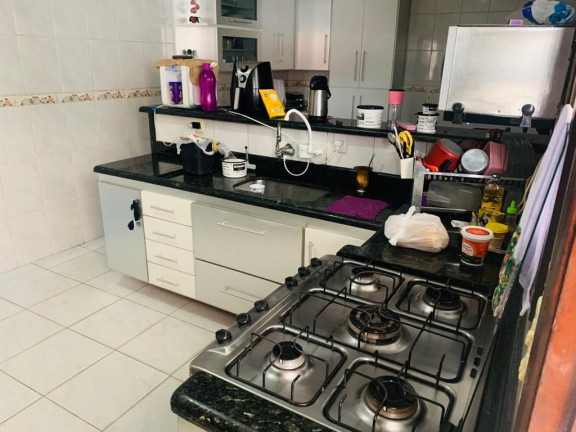 Imagem Sobrado com 3 Quartos à Venda, 219 m² em Vila Assunção - Praia Grande