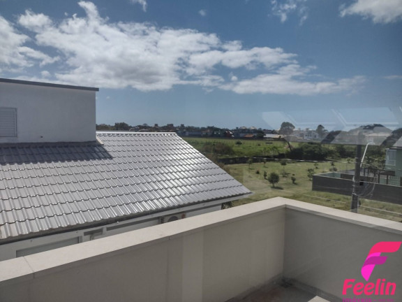Imagem Casa com 3 Quartos à Venda, 178 m² em Campeche - Florianópolis Imagem Casa com 3 Quartos à Venda, 178 m² em Campeche - Florianópolis