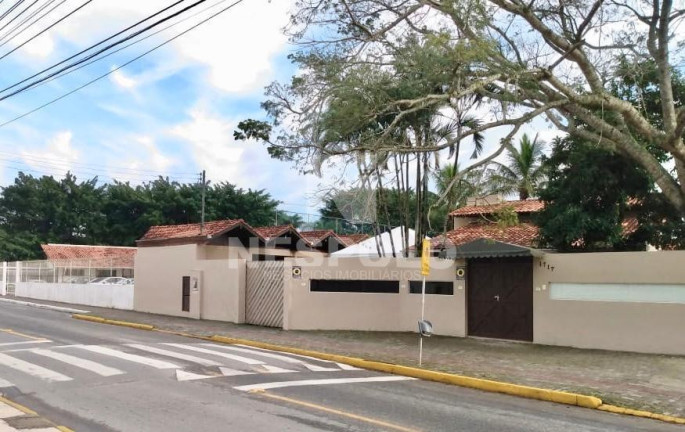 Casa à Venda,  em São Francisco De Assis - Camboriu