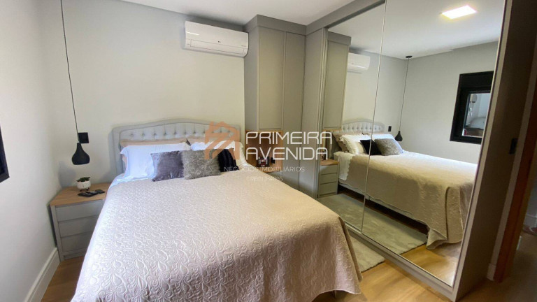 Imagem Sobrado com 3 Quartos à Venda, 210 m² em Jardim Oriente - São José Dos Campos