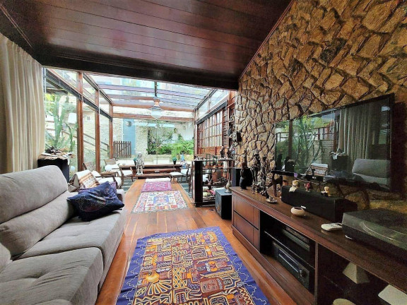 Imagem Casa com 4 Quartos à Venda, 450 m² em Camboinhas - Niterói Imagem Casa com 4 Quartos à Venda, 450 m² em Camboinhas - Niterói