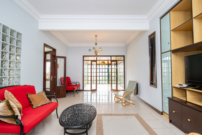 Imagem Casa com 5 Quartos à Venda, 401 m² em Santa Felicidade - Curitiba