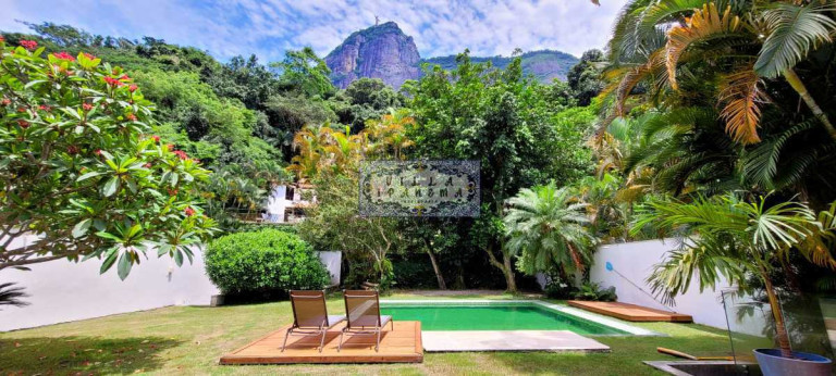 Imagem Imóvel com 6 Quartos à Venda, 1.000 m² em Jardim Botânico - Rio De Janeiro Imagem Imóvel com 6 Quartos à Venda, 1.000 m² em Jardim Botânico - Rio De Janeiro