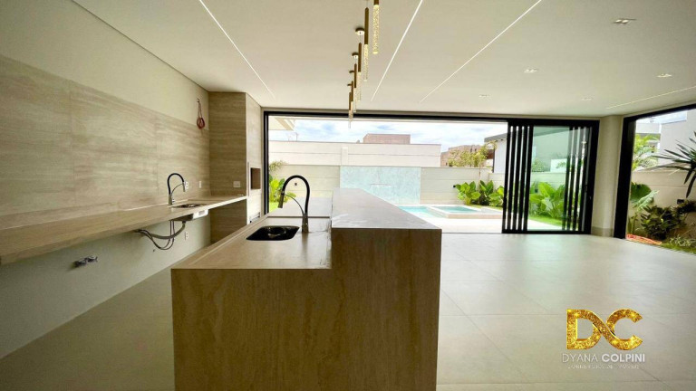 Imagem Casa de Condomínio com 4 Quartos à Venda, 393 m² em Condomínio Florais Itália - Cuiabá Imagem Casa de Condomínio com 4 Quartos à Venda, 393 m² em Condomínio Florais Itália - Cuiabá