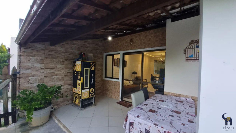 Imagem Casa com 3 Quartos à Venda, 180 m² em Vila De Abrantes (abrantes) - Camaçari Imagem Casa com 3 Quartos à Venda, 180 m² em Vila De Abrantes (abrantes) - Camaçari